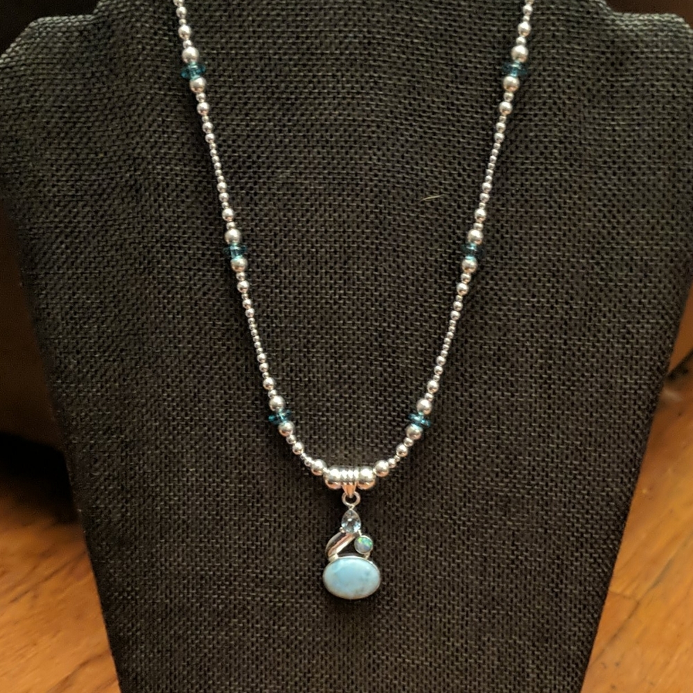 Sterling silver necklace w/agate,opal,&topaz penda